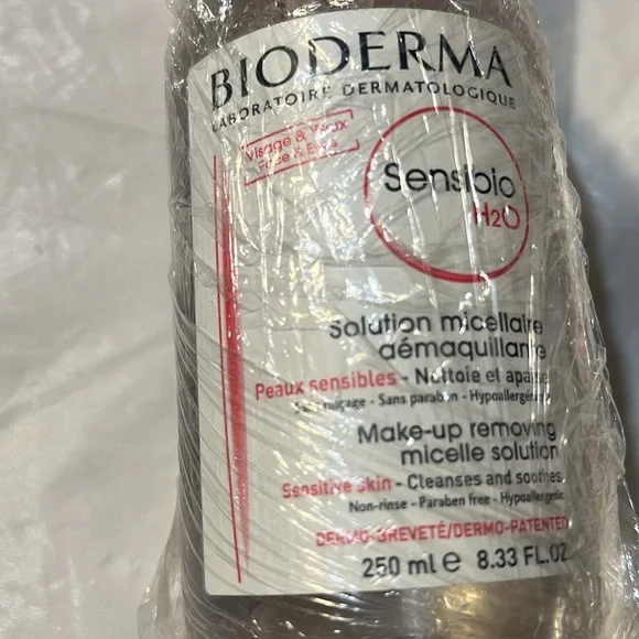 Bioderma Make-up remover (Sensiblo H2o) & Veise toner new - Picture 2 of 3